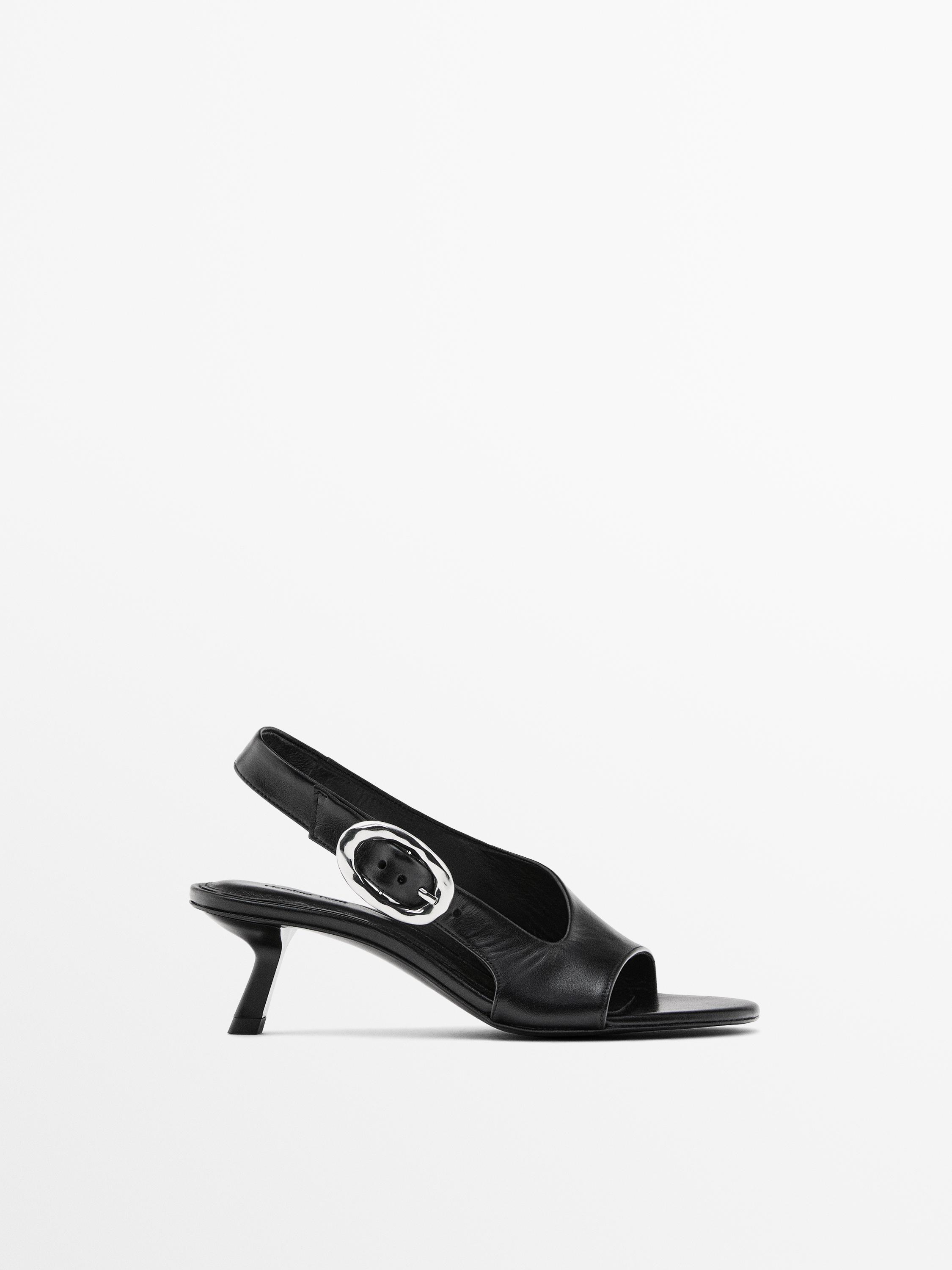 High-heel sandals with buckle